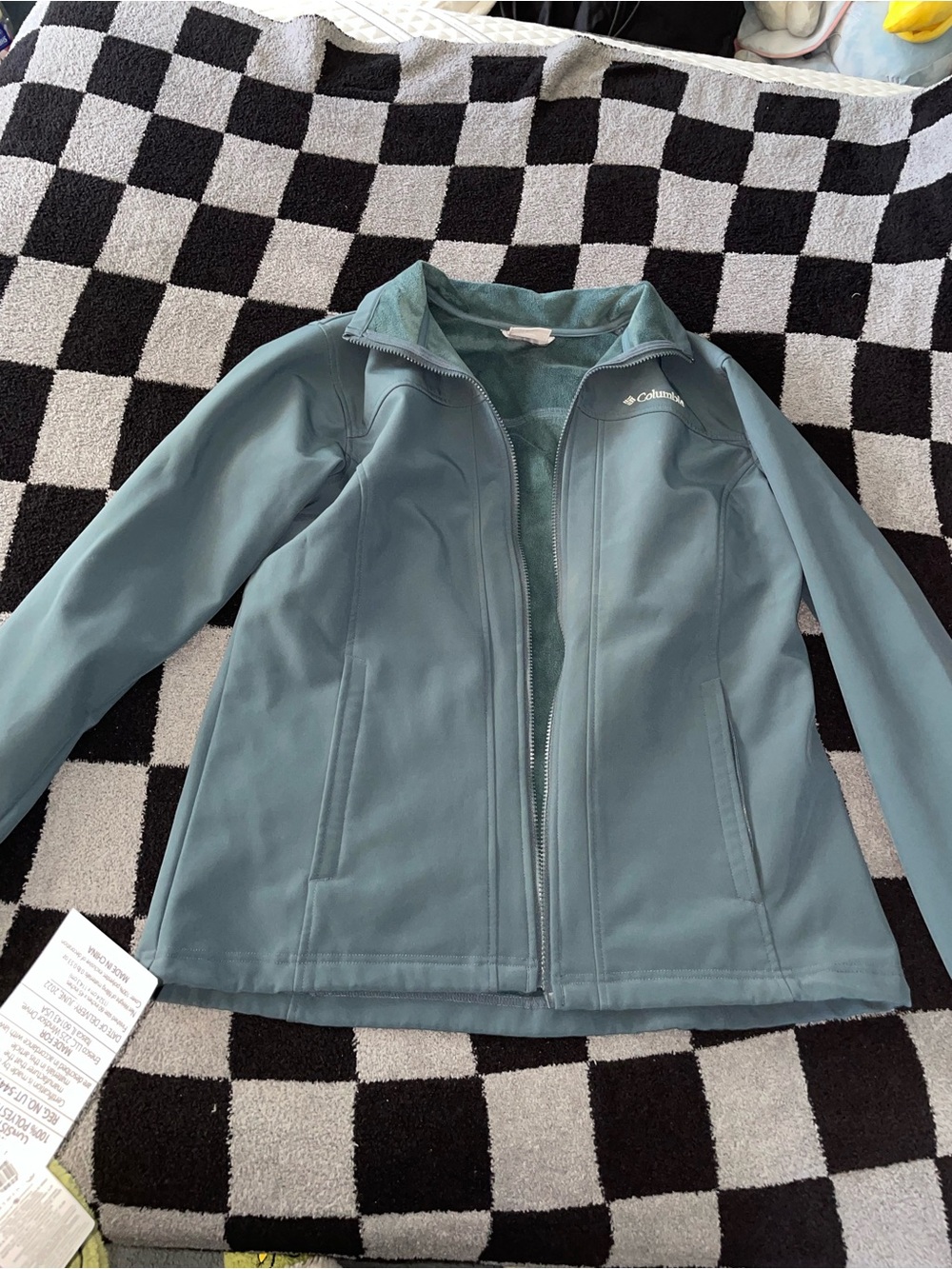 Columbia Women's Utility Softshell Jacket in Teal
